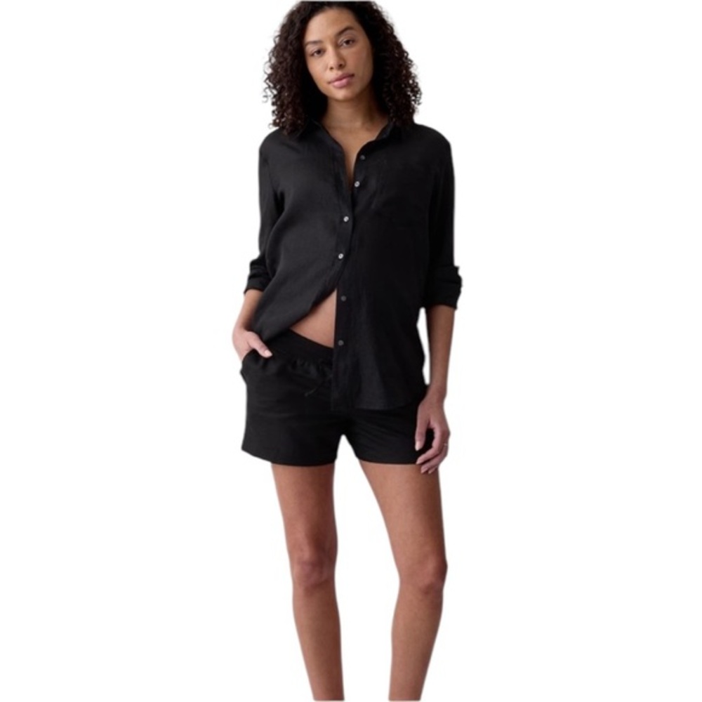 GAP MATERNITY BLACK EYELET BABY BUMP EXPECTING PREGO SHORTS 6
